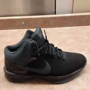 Meet your Posher, Tyson